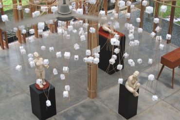 dia.lo_.gue-artspace-works-by-Altje-Ully-March-2011