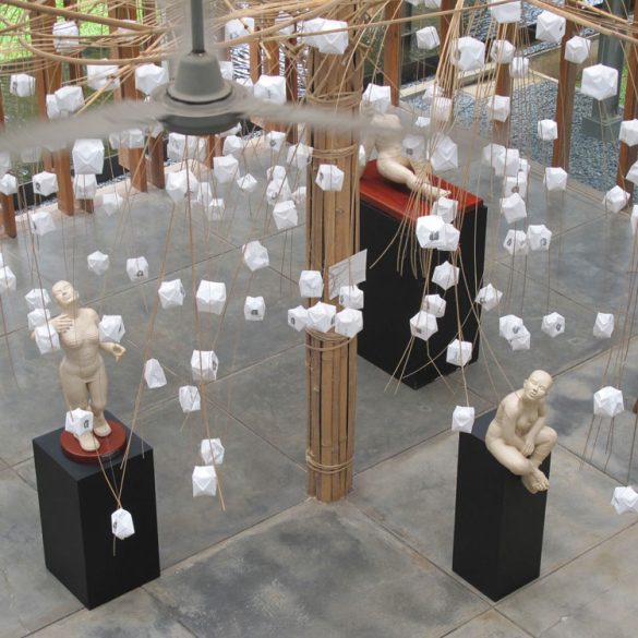 dia.lo_.gue-artspace-works-by-Altje-Ully-March-2011